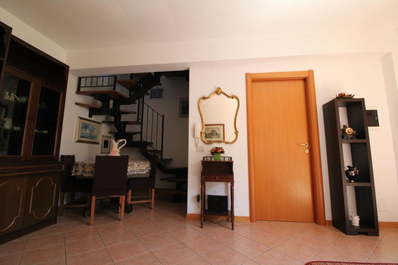 סיינה Appartamento Gori מראה חיצוני תמונה